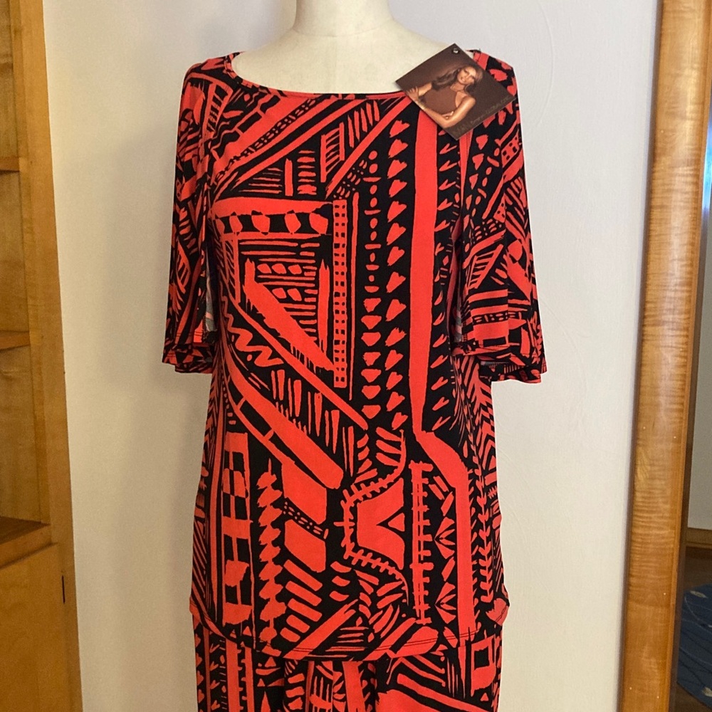 IMAN Global Chic Abstract Key-hole Samoan Puletasi style print Resort Cape - Picture 3 of 15